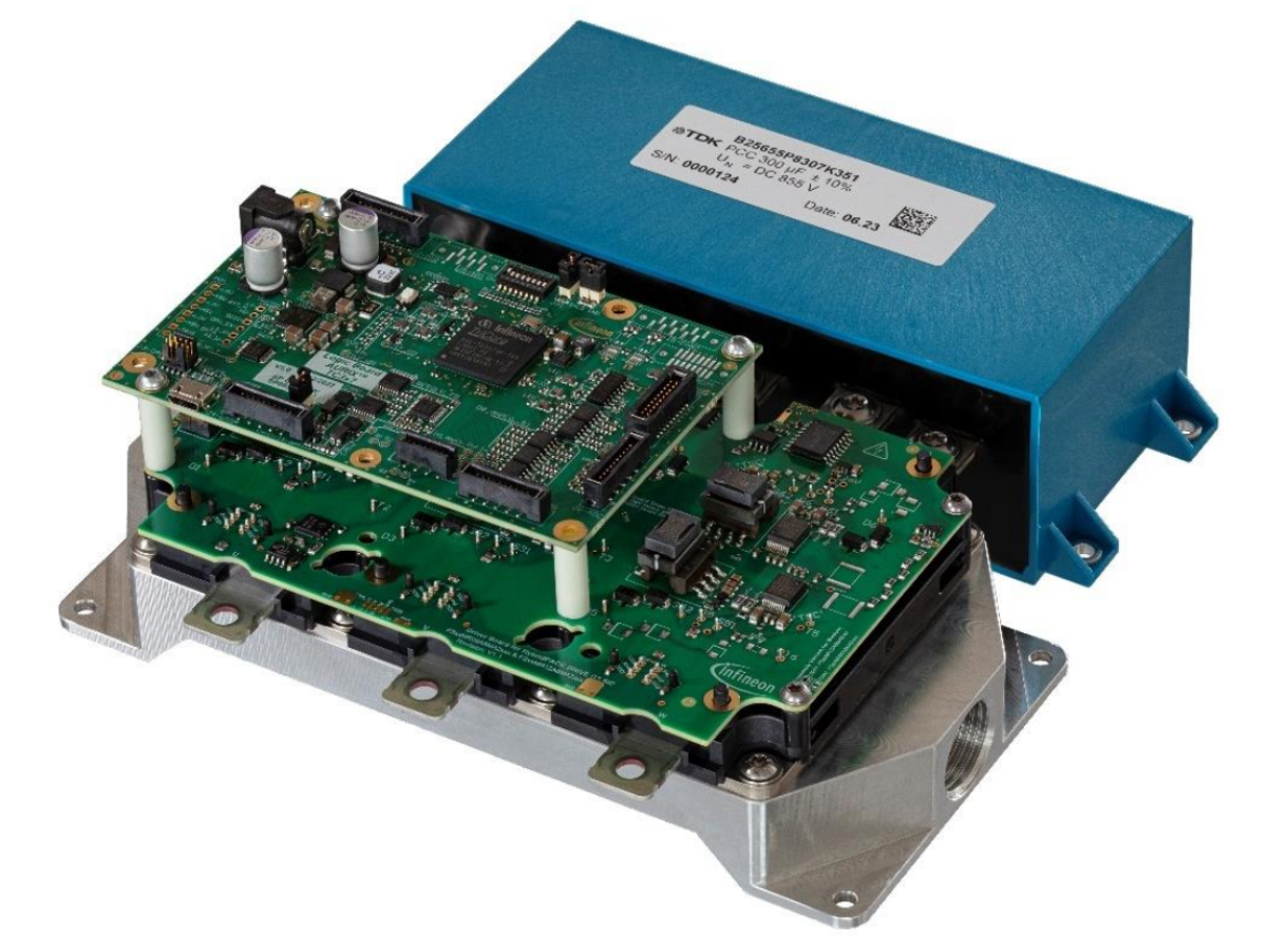 Полный цикл разработки инверторов DC/AC: схемотехника, алгоритмы на DSP/FPGA, тепловые расчеты, корпусирование.